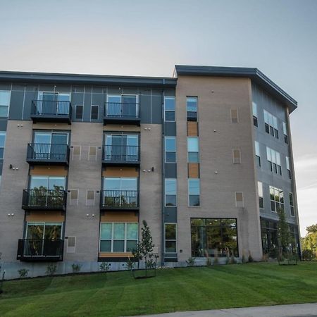 Frontdesk Core Apts Campustown أميس المظهر الخارجي الصورة